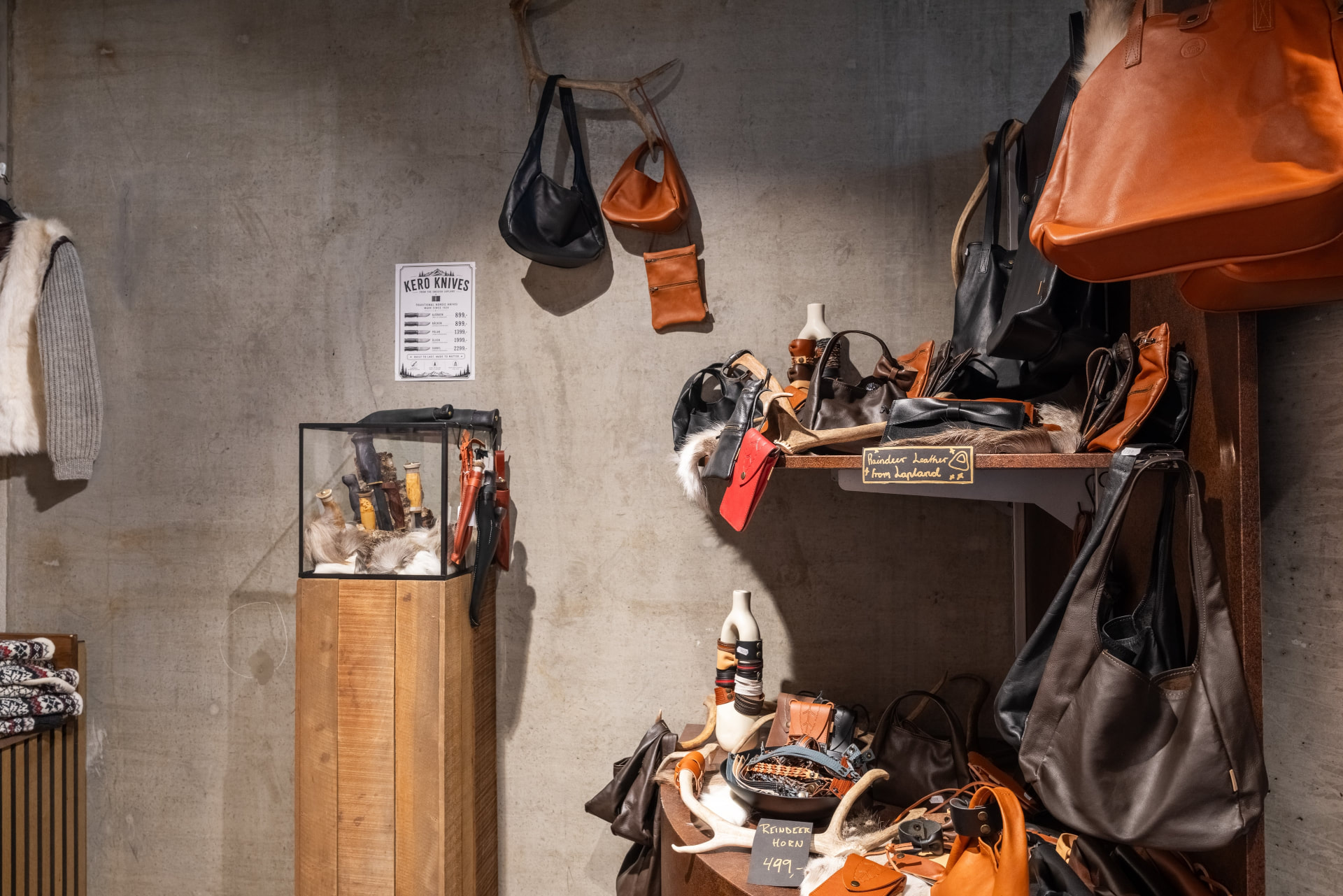 Bags and knives in reindeer leather and hides from Lapland